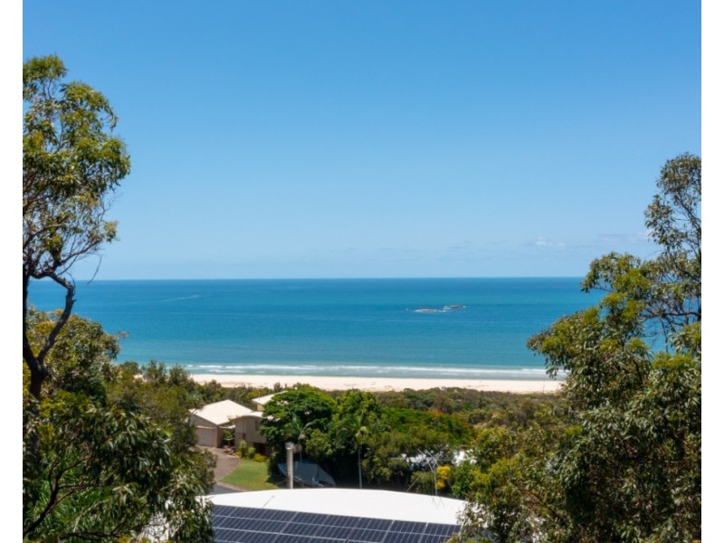 68 Tramican Street, Point Lookout QLD 4183