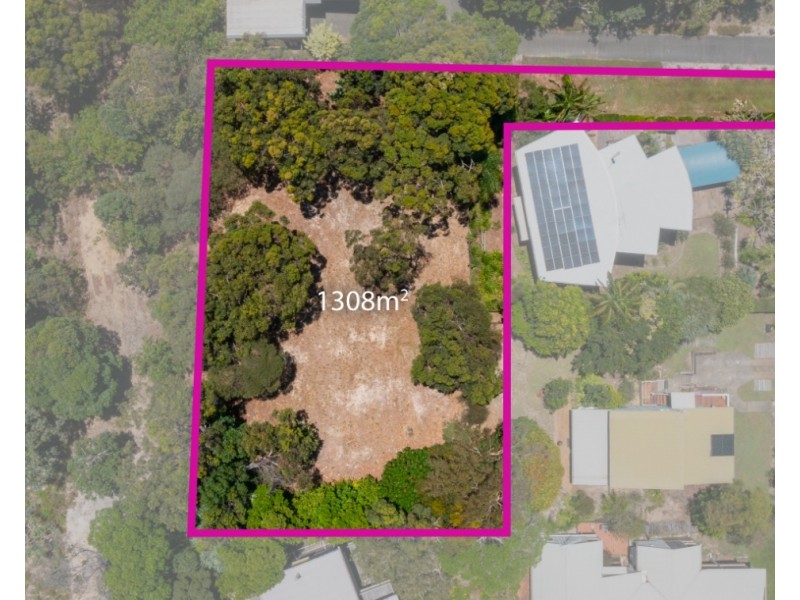 68 Tramican Street, Point Lookout QLD 4183