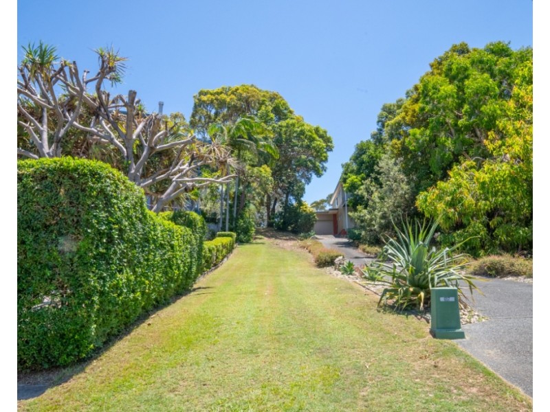 68 Tramican Street, Point Lookout QLD 4183