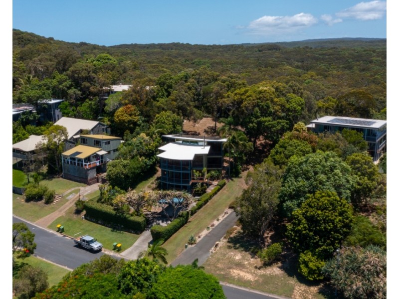 68 Tramican Street, Point Lookout QLD 4183