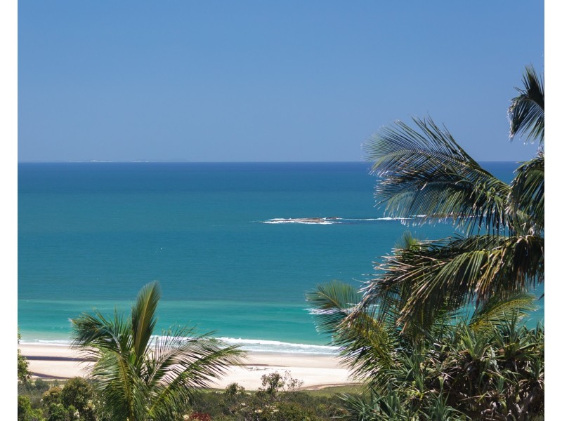 6 Roseby Court, Point Lookout QLD 4183