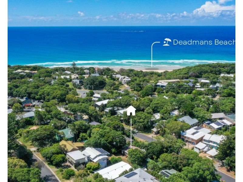 14 Bigoon Road, Point Lookout QLD 4183