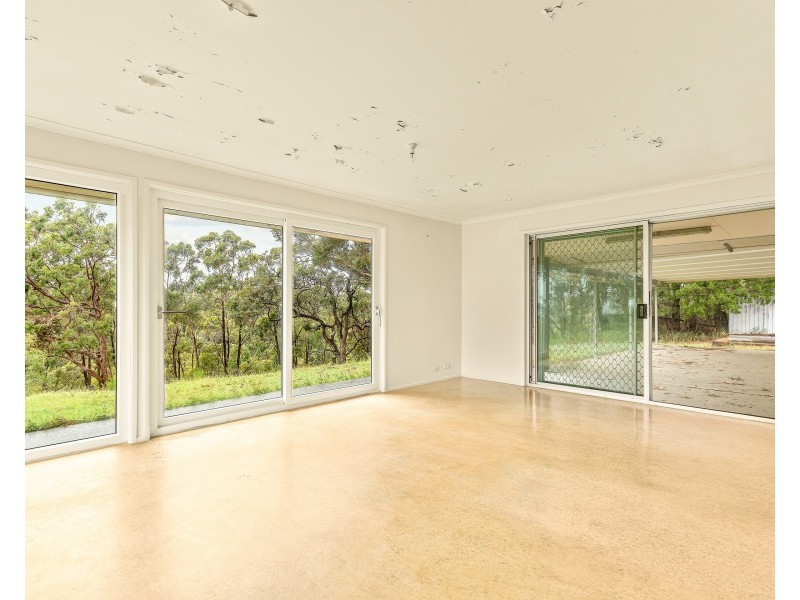 12 Illawong Crescent, Dunwich QLD 4183