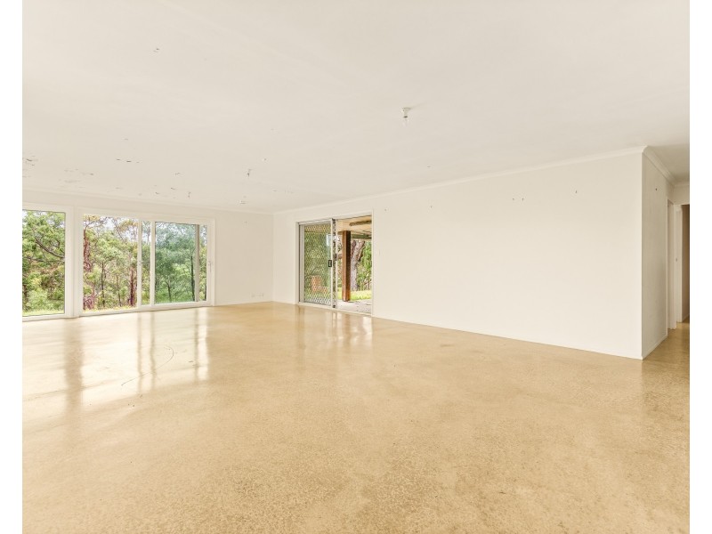 12 Illawong Crescent, Dunwich QLD 4183