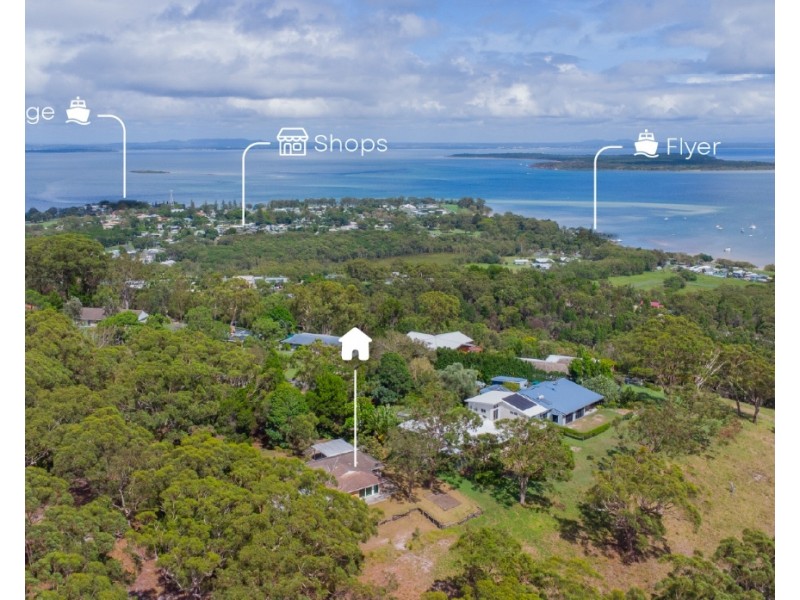 12 Illawong Crescent, Dunwich QLD 4183