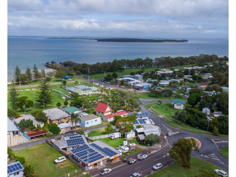 7 Stradbroke Place, Dunwich QLD 4183