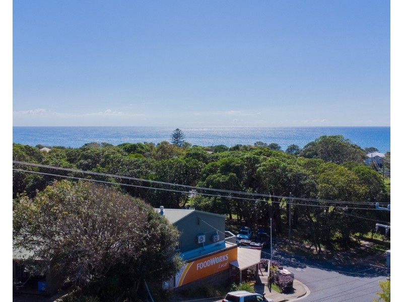 1 Galeen Street, Point Lookout QLD 4183