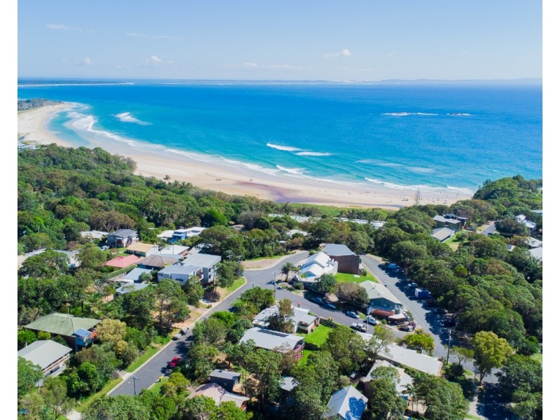 1 Galeen Street, Point Lookout QLD 4183