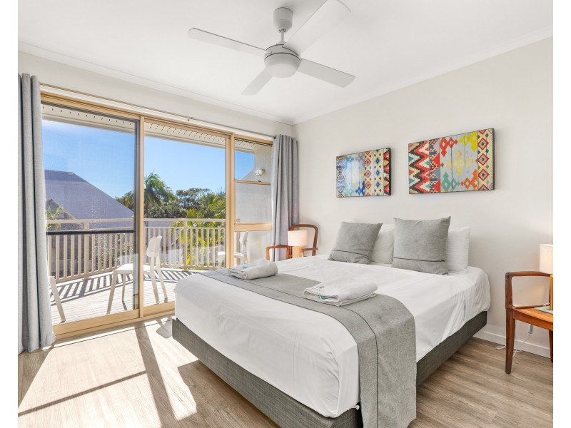 2/21-25 Cumming Parade, Point Lookout QLD 4183
