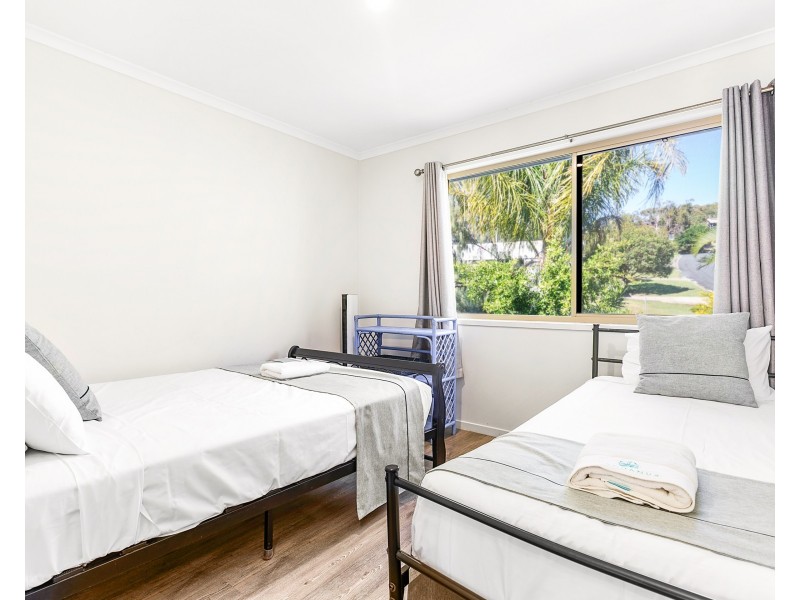 2/21-25 Cumming Parade, Point Lookout QLD 4183