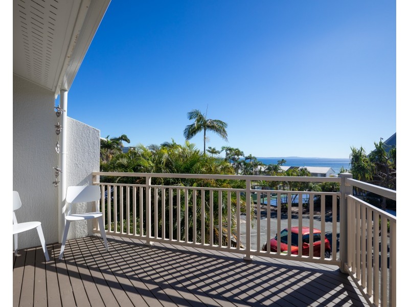 2/21-25 Cumming Parade, Point Lookout QLD 4183
