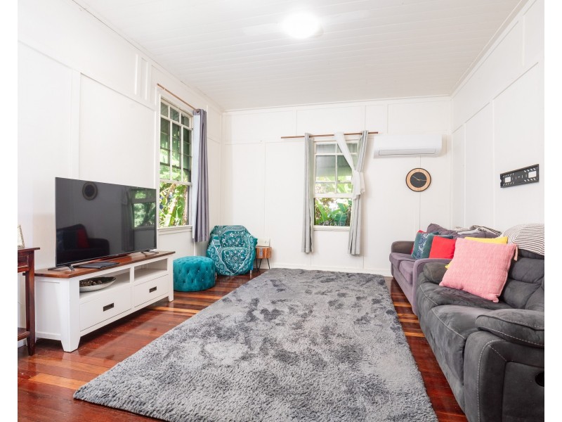 16 Bingle Road, Dunwich QLD 4183