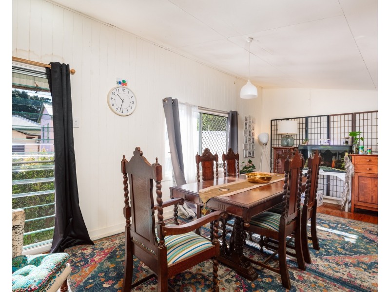 16 Bingle Road, Dunwich QLD 4183