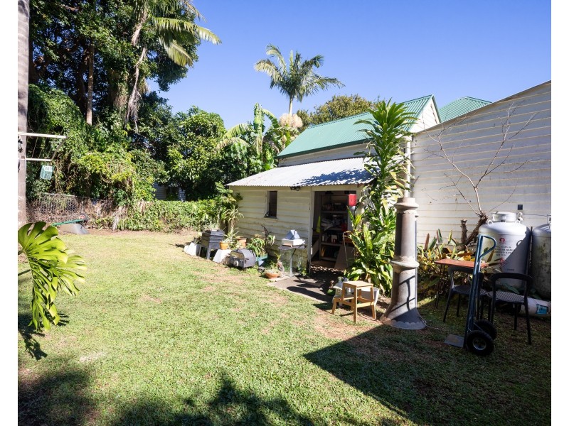 16 Bingle Road, Dunwich QLD 4183