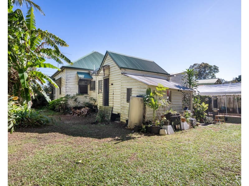 16 Bingle Road, Dunwich QLD 4183