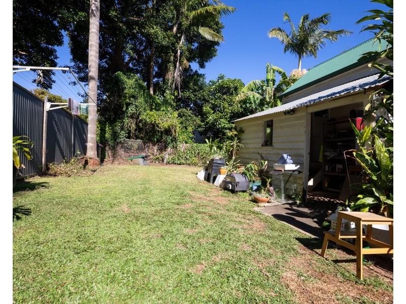16 Bingle Road, Dunwich QLD 4183