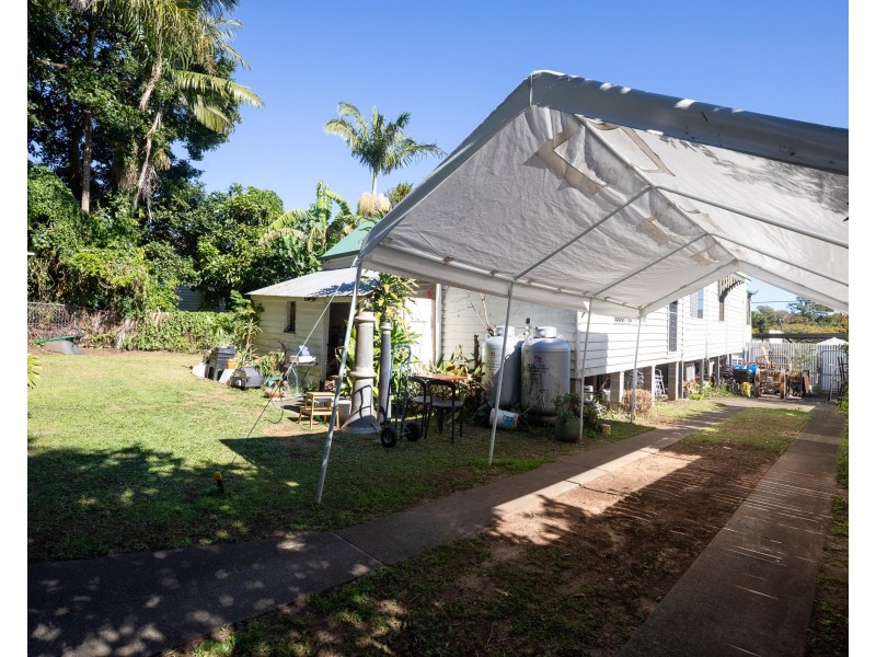 16 Bingle Road, Dunwich QLD 4183