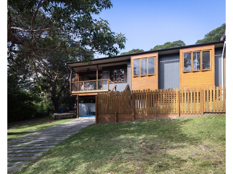 44 Booran Street, Point Lookout QLD 4183