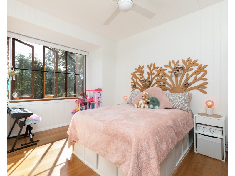 44 Booran Street, Point Lookout QLD 4183