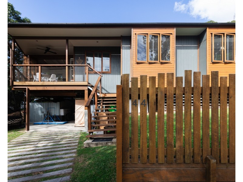 44 Booran Street, Point Lookout QLD 4183