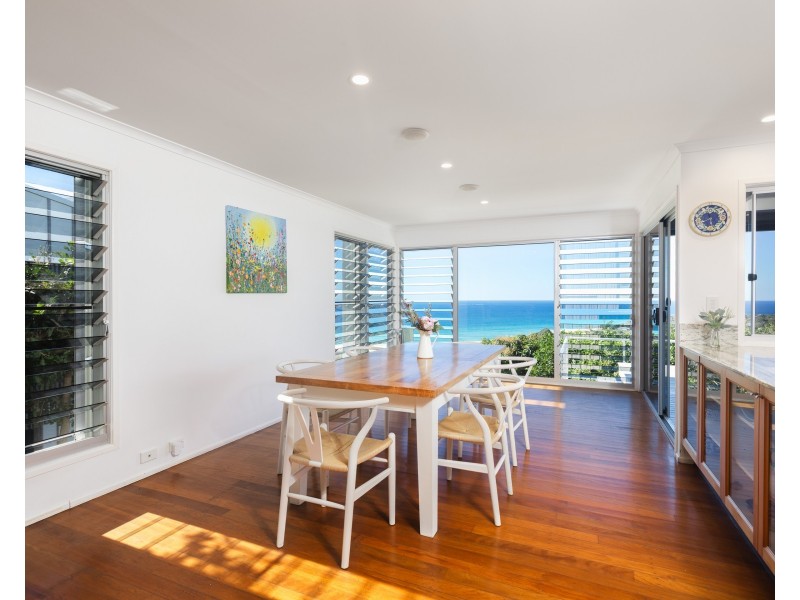 19 Cumming Parade, Point Lookout QLD 4183