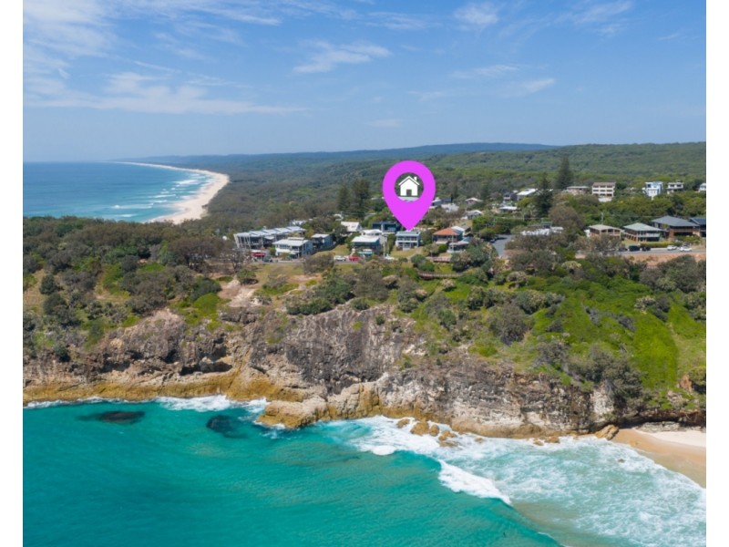 25 Mooloomba Road, Point Lookout QLD 4183
