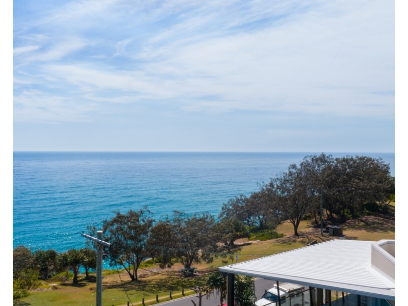25 Mooloomba Road, Point Lookout QLD 4183