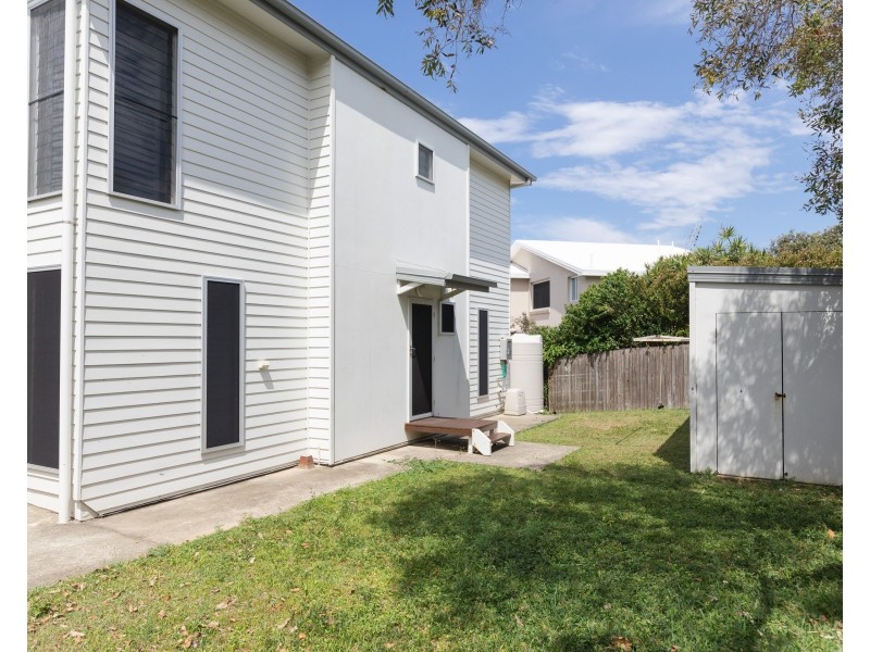 25 Mooloomba Road, Point Lookout QLD 4183