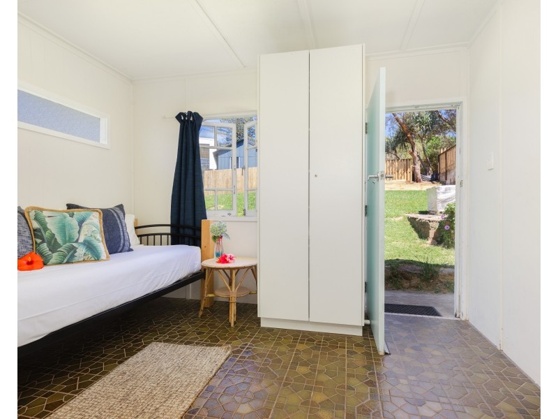 13 Mooloomba Road, Point Lookout QLD 4183