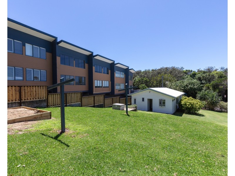 13 Mooloomba Road, Point Lookout QLD 4183