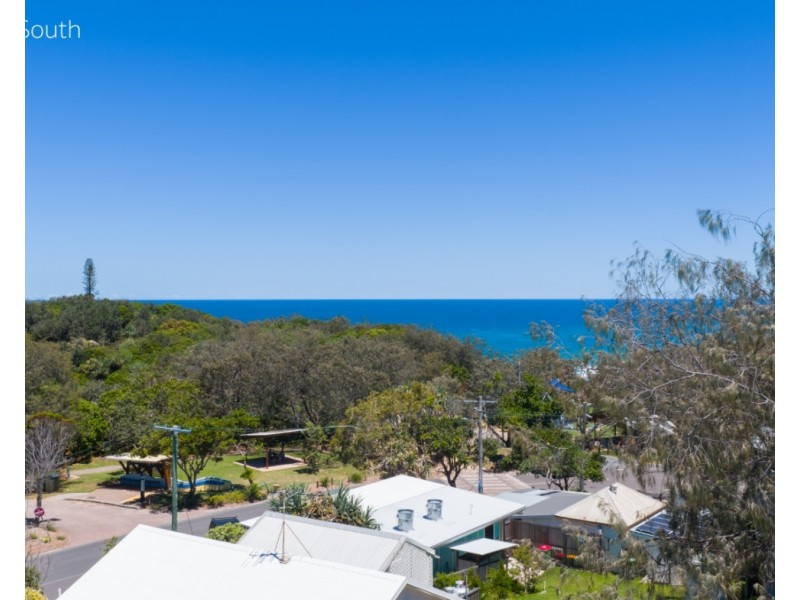 13 Mooloomba Road, Point Lookout QLD 4183