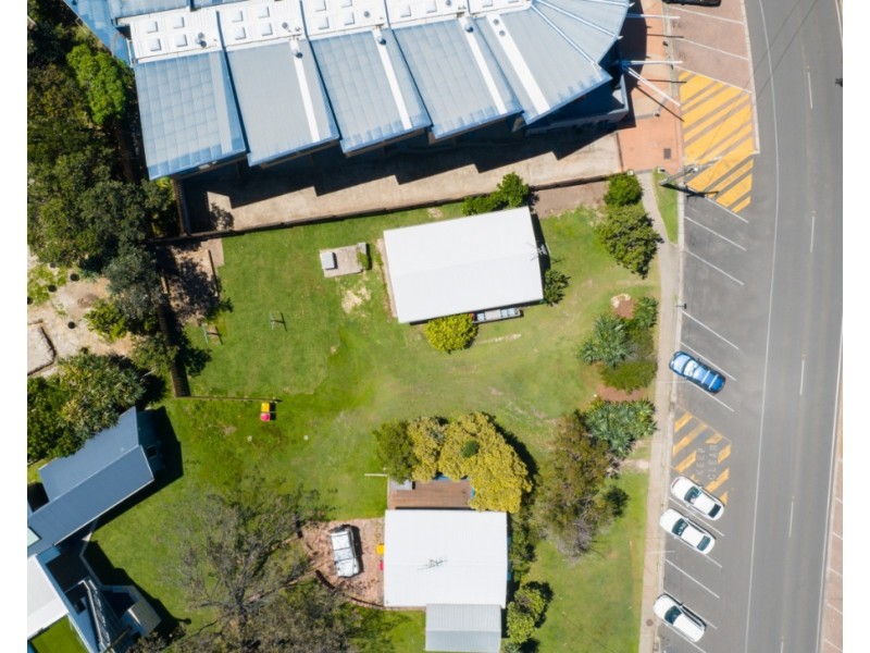 13 Mooloomba Road, Point Lookout QLD 4183