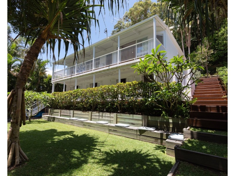137 Dickson Way, Point Lookout QLD 4183