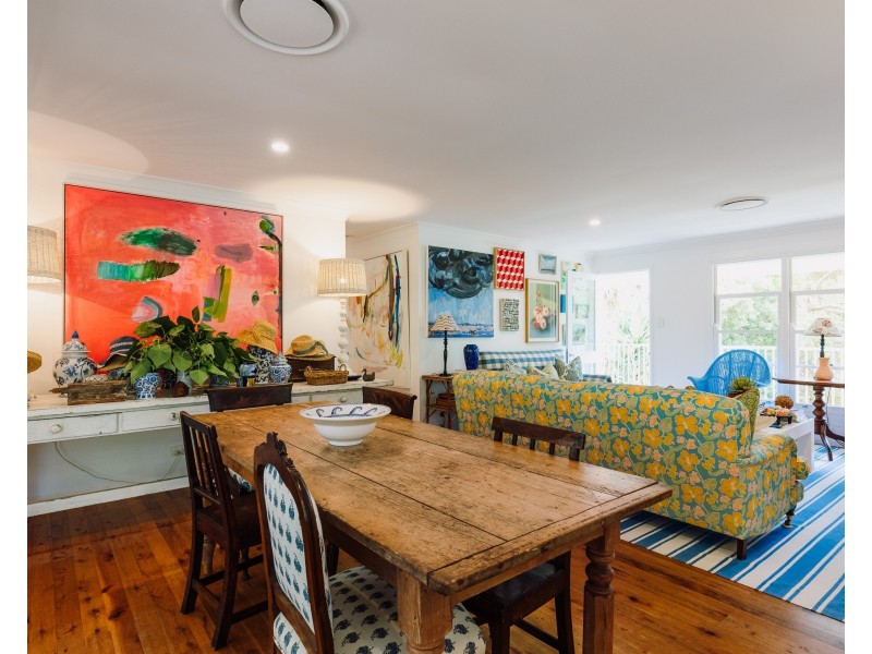 137 Dickson Way, Point Lookout QLD 4183