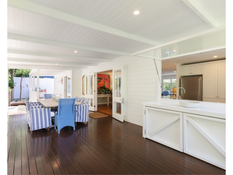 137 Dickson Way, Point Lookout QLD 4183