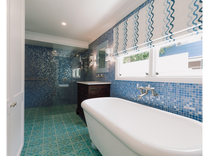 137 Dickson Way, Point Lookout QLD 4183