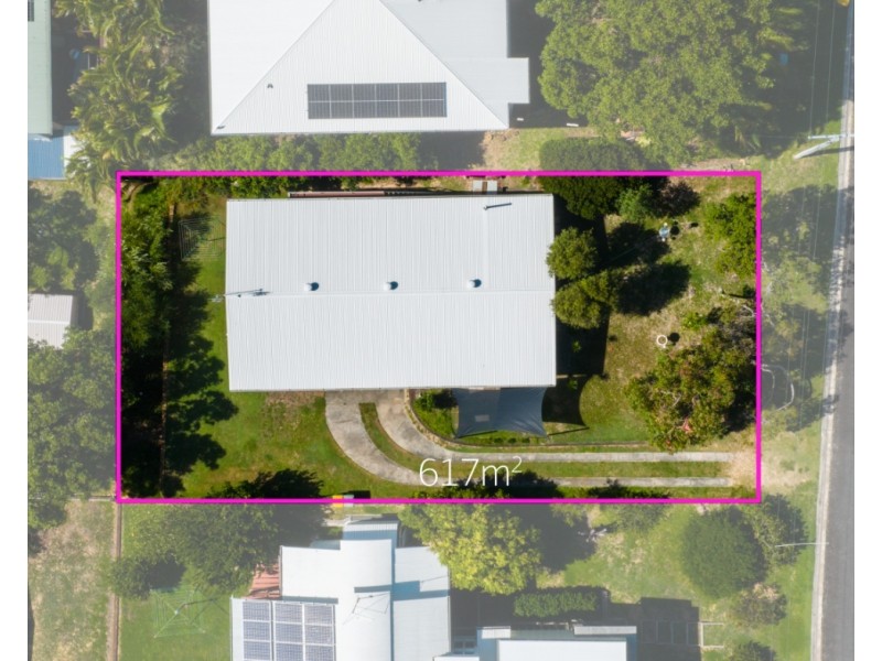 15 Galeen Street, Point Lookout QLD 4183