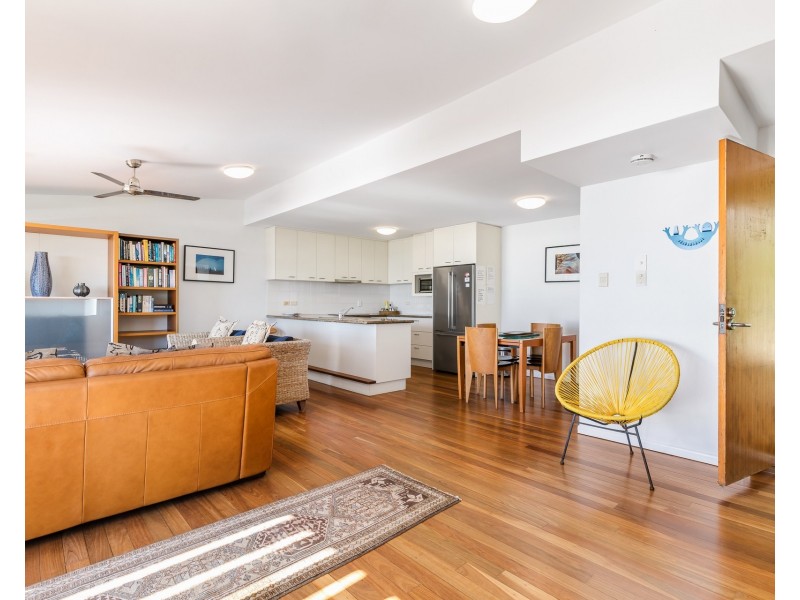 10/6 Cumming Parade, Point Lookout QLD 4183