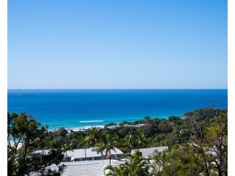 10A Cumming Parade, Point Lookout QLD 4183