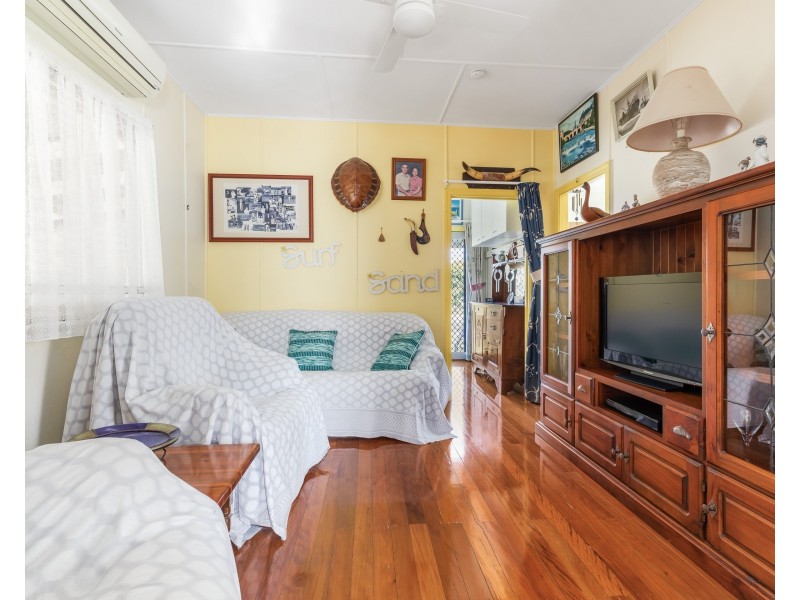 32 Petrie Street, Dunwich QLD 4183