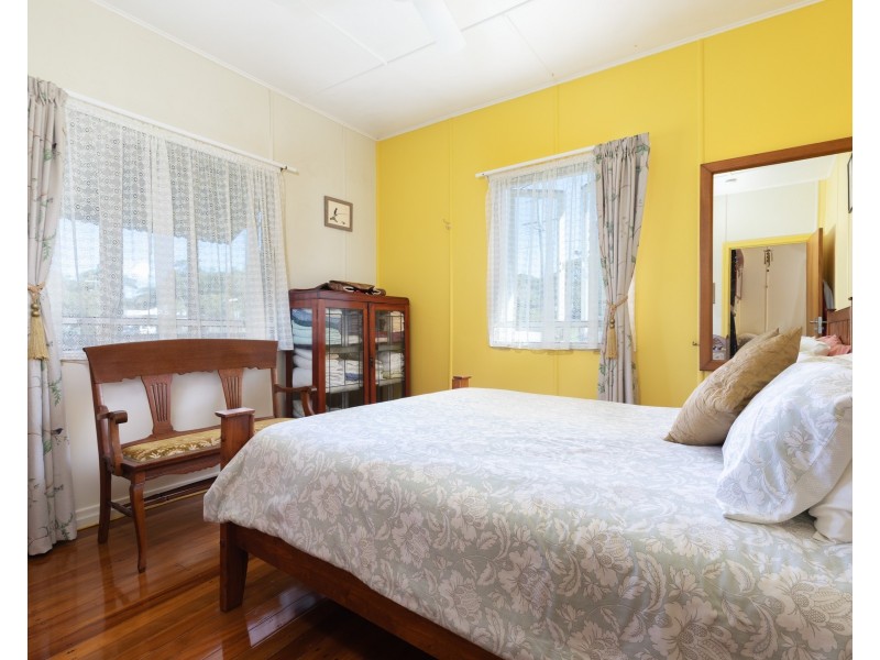 32 Petrie Street, Dunwich QLD 4183