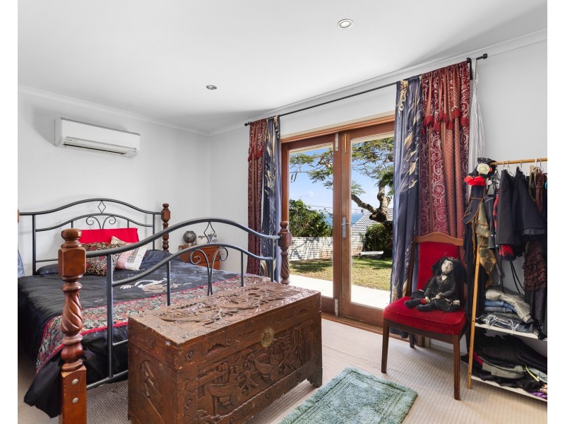 67 Rainbow Crescent, Dunwich QLD 4183