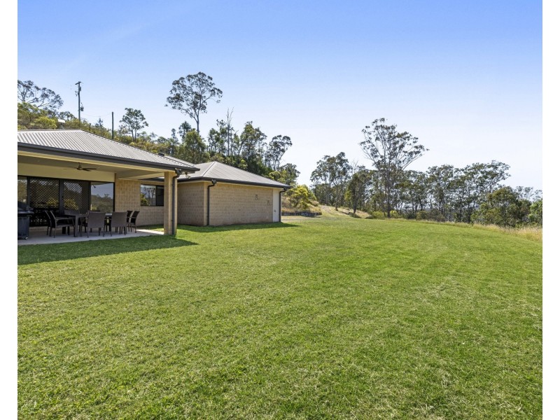 98 Hell Hole Creek Road, Preston QLD 4352