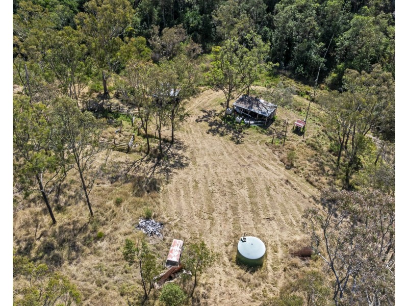 98 Hell Hole Creek Road, Preston QLD 4352