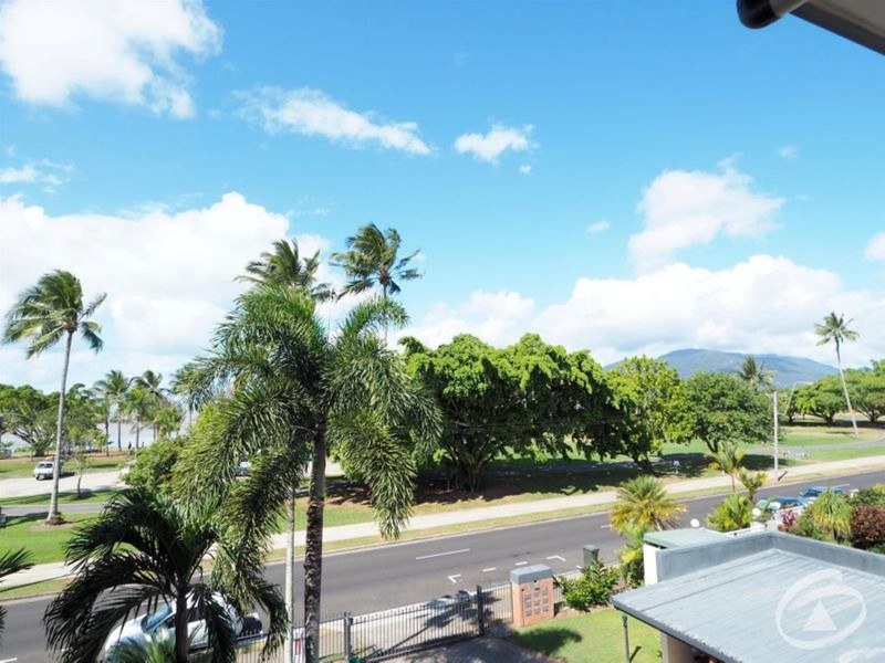 7/271 The Esplanade, Cairns City QLD 4870