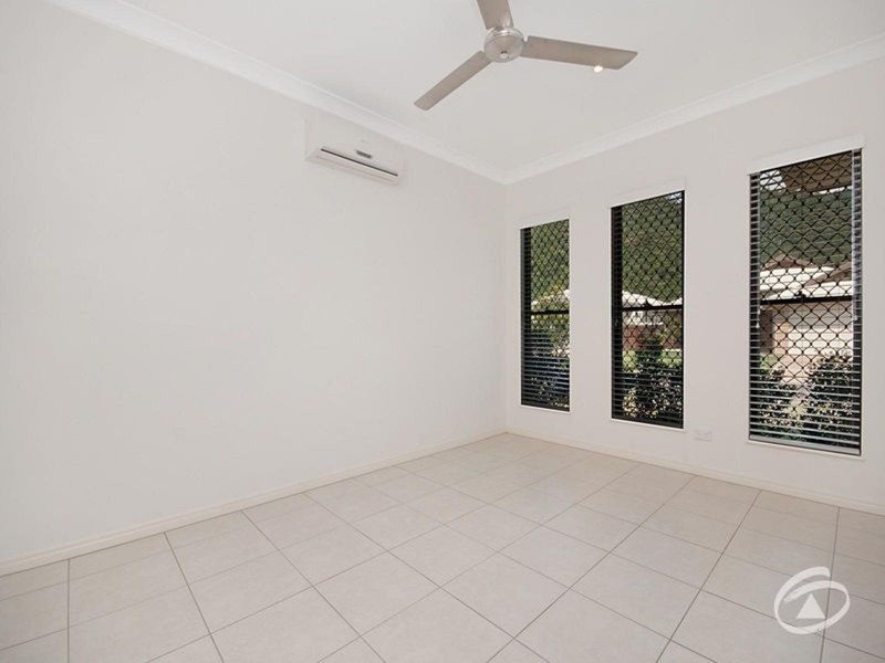 4 Scaglioni Street, Redlynch QLD 4870
