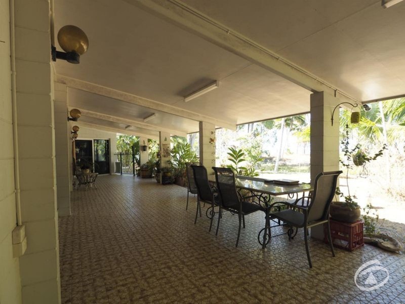 6 Coconut Street, Holloways Beach QLD 4878