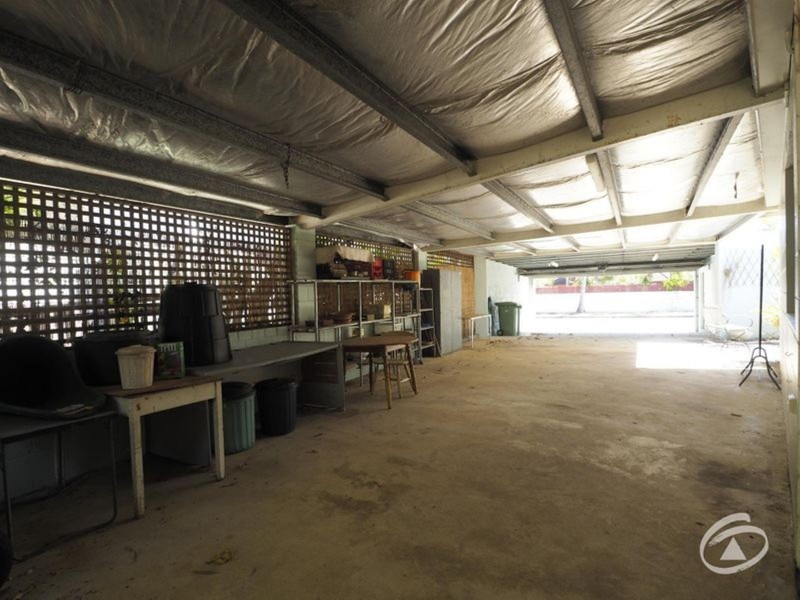 6 Coconut Street, Holloways Beach QLD 4878