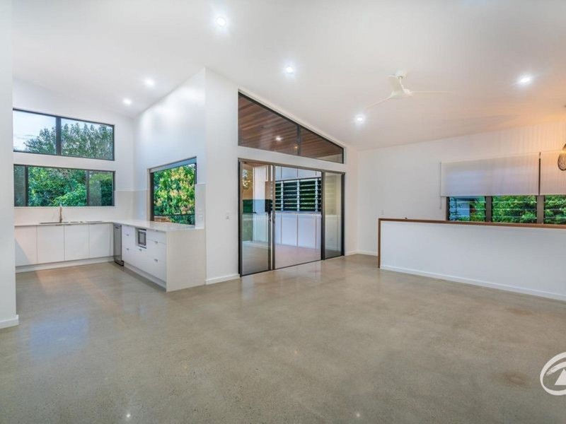 6B Diamond Close, Stratford QLD 4870