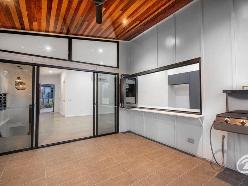 6B Diamond Close, Stratford QLD 4870